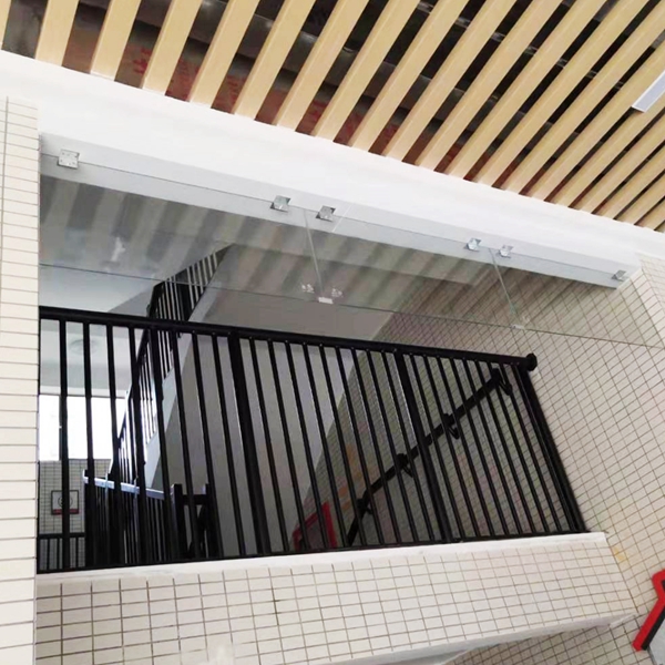 防火玻璃擋煙垂壁一米多少錢(qián)