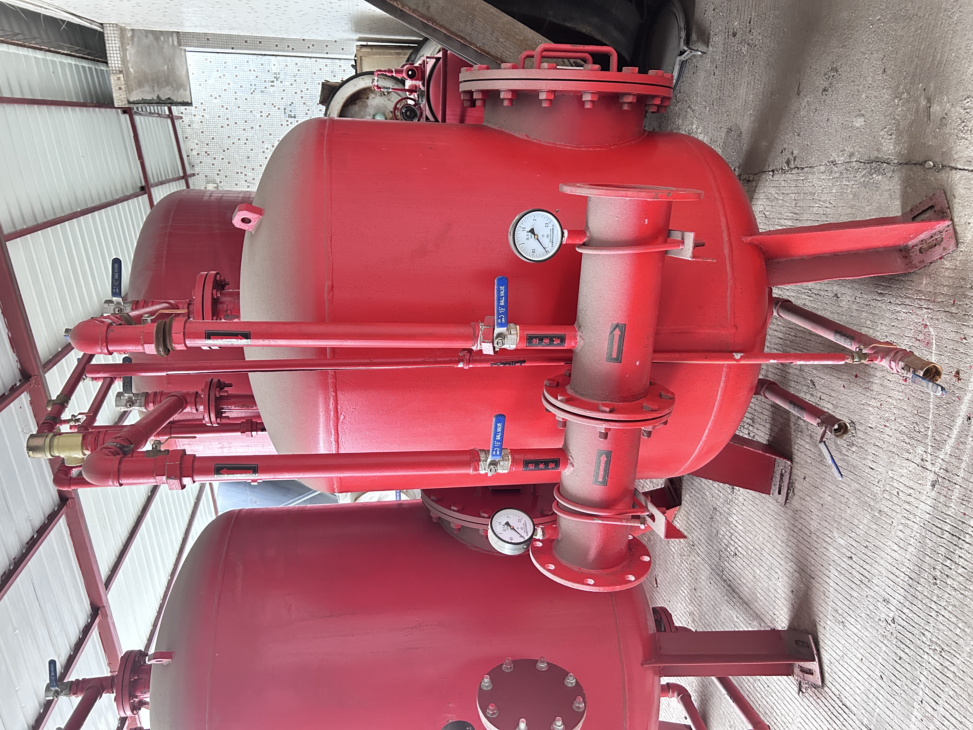 泡沫消防滅火裝置與泡沫罐和泡沫液什么關(guān)系？